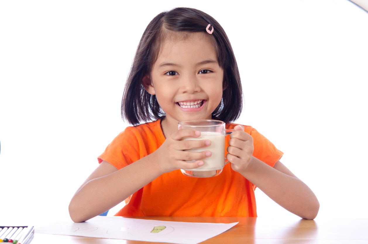 Adakah Susu Formula Yang Bermanfaat Untuk Kecerdasan Otak Anak?