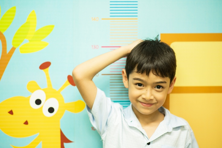 Ingin si Kecil Tumbuh Optimal? Cek Kebutuhan Porsi Harian Konsumsi Susu Anak
