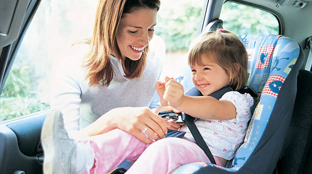 Waspada Car Seat Anak Mengandung Banyak Kuman