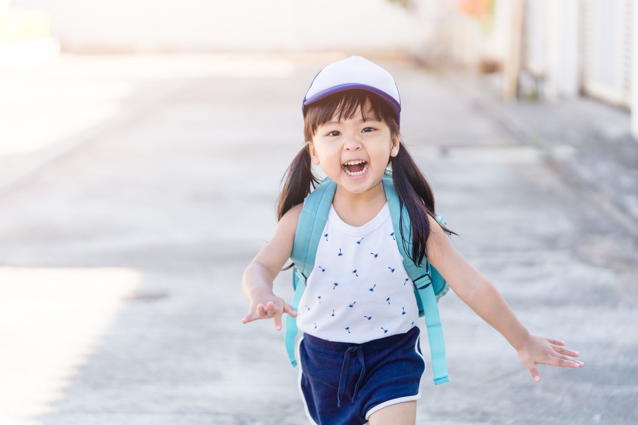 4 Tips Agar Si Kecil Tidak Takut Pergi ke Sekolah
